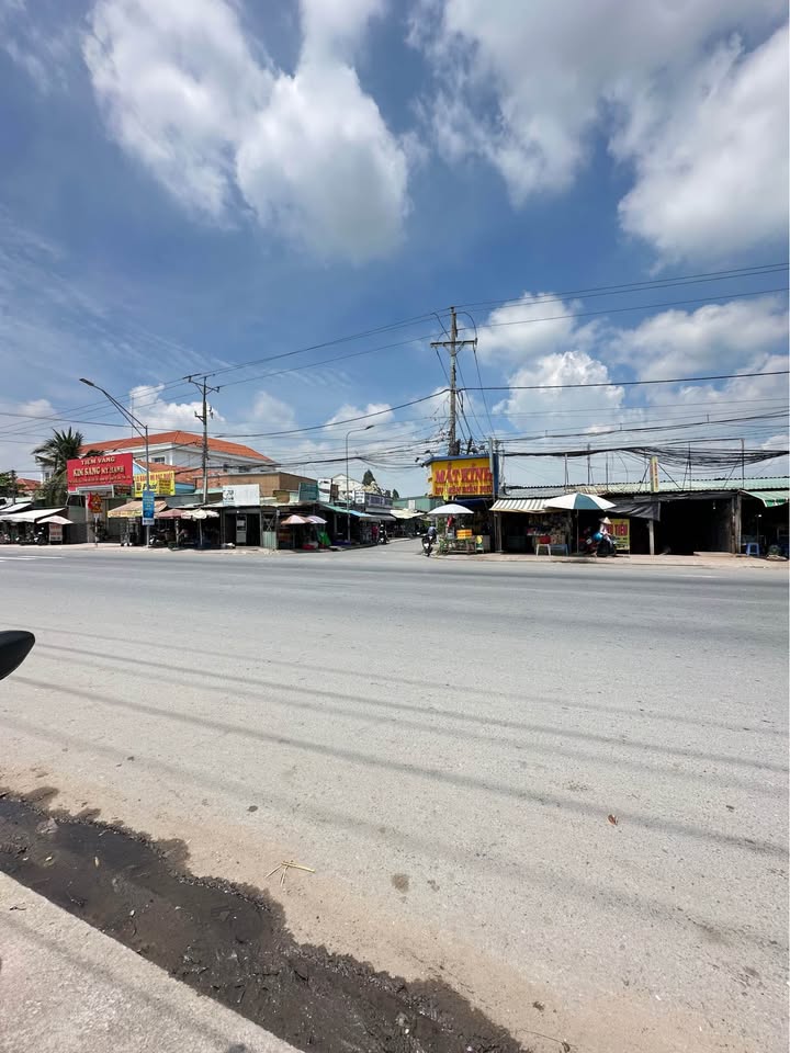 FrontHouse Đức Hòa 282m² giá 3.95 tỷ - Mặt tiền kinh doanh sầm uất!