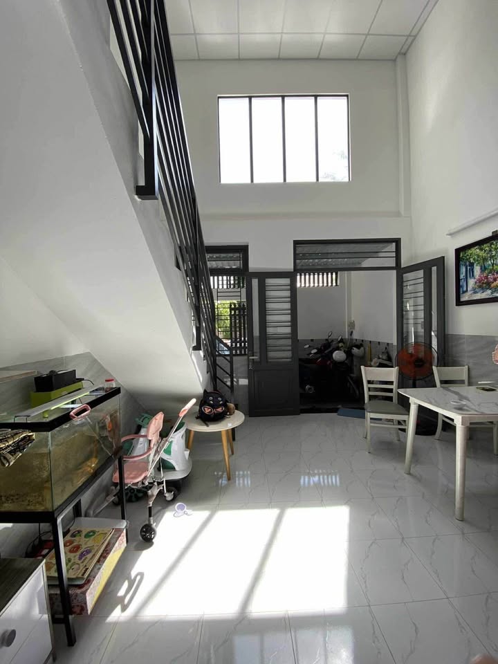 Nhà nguyên căn cho thuê tại An Phú Đông, Q.12, 68m² - Dọn vào ở ngay!