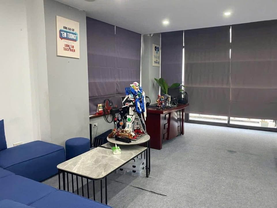 Mặt phố Trần Tử Bình, Cầu Giấy 94m² giá 99 tỷ - Kinh doanh sầm uất, dòng tiền 180 triệu/tháng!