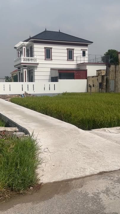 Đất nền Giao Phong 250m² giá thỏa thuận - Vị trí đắc địa gần chợ và trường học!