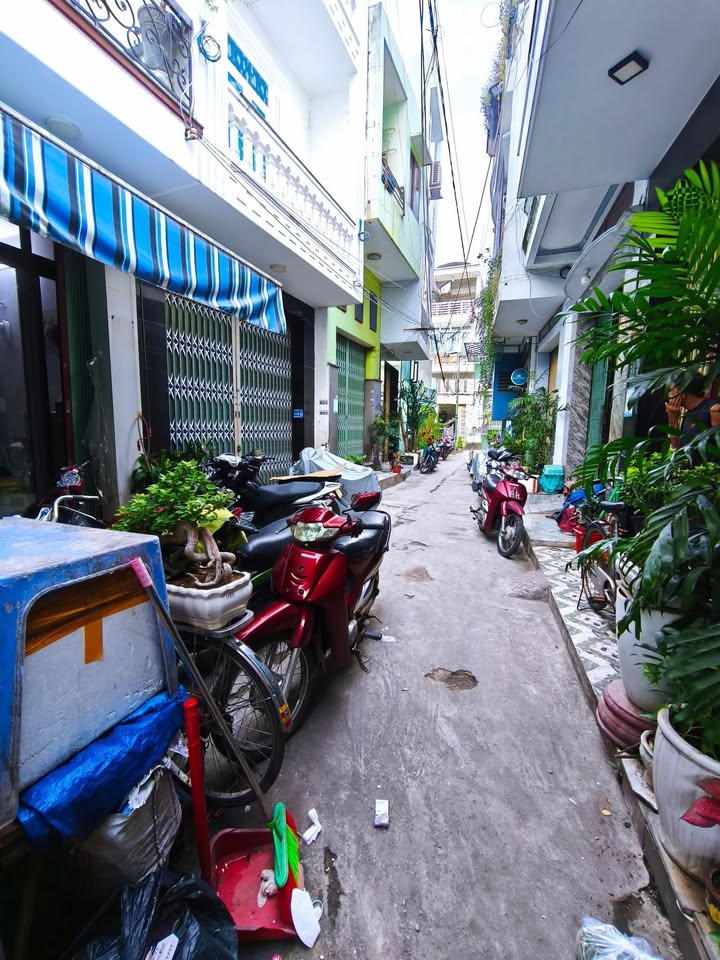 Nhà hẻm Nguyễn Gia Thiều, Quy Nhơn 48m² giá 1.85 tỷ - Phong thủy tốt, tiện nghi sống yên tĩnh