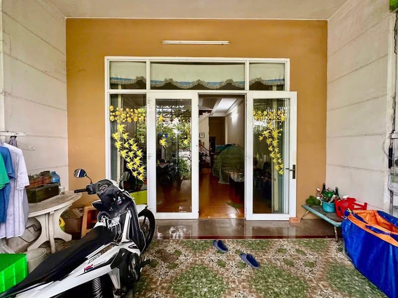 Nhà mặt tiền Nam Kỳ Khởi Nghĩa 100m² giá 4 tỷ - Đầu tư sinh lời ngay!