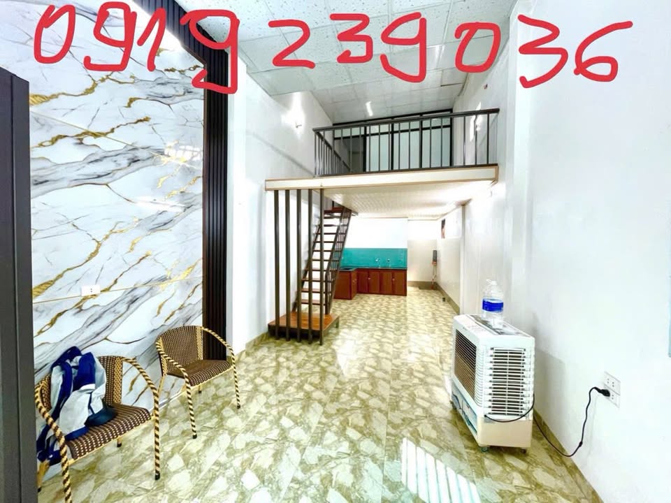 Nhà gác lửng Mật Sơn, Đông Vệ, 40m² giá 1 tỷ - Không gian thoáng mát!