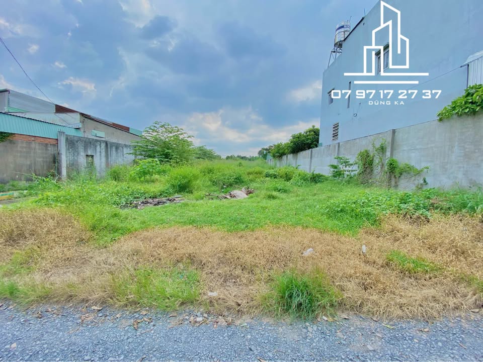 Bán đất Tân Phú Trung Củ Chi 1030m² giá 9.8 tỷ - Sổ hồng riêng, cơ hội đầu tư tuyệt vời!