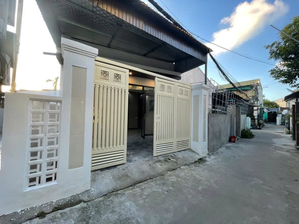 Nhà cấp 4 Cửa Nam, Vinh 100m² giá 3.1 tỷ - Ô tô vào tận nhà!