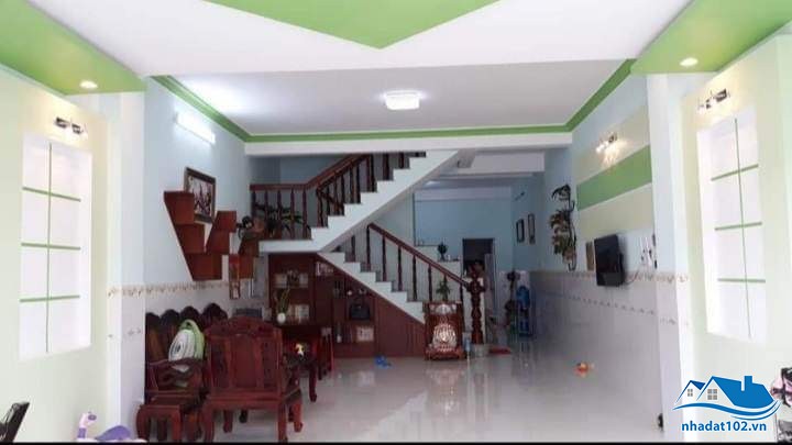 Nhà 1 trệt 1 lầu khu dân cư An Bình 100m² giá 2.5 tỷ - Gần công viên, trường học!