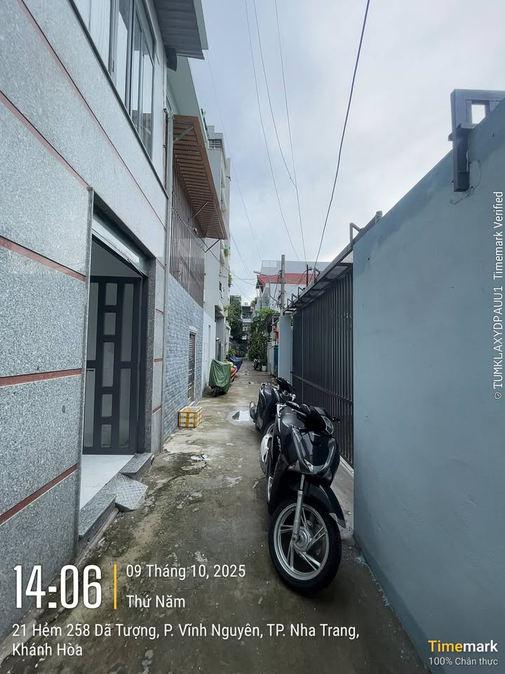 Nhà 2 tầng hẻm Dã Tượng, Nha Trang 42,7m² giá 4.86 tỷ - Gần biển, an ninh tốt!