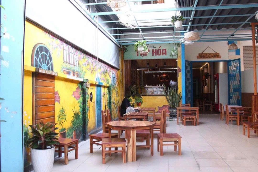 Nhà cho thuê hẻm xe hơi Lê Văn Sỹ, Tân Bình 125m² - Phù hợp ở gia đình và làm văn phòng!