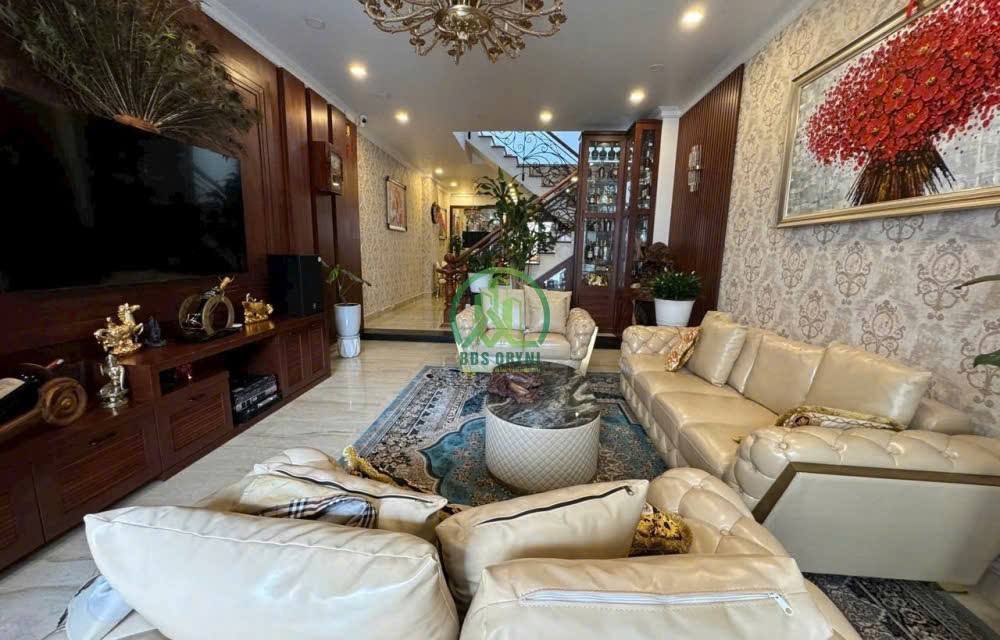 Nhà đẹp tại KQH Phan Đình Phùng, P2, Đà Lạt - 100m² giá 15.8 tỷ - Đầu tư sinh lời!