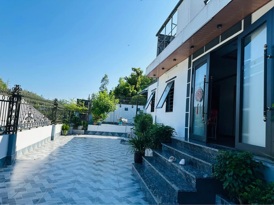 Bán villa sân vườn 200m² tại phường Cao Thắng - An ninh tốt, giá chỉ 2 tỷ!
