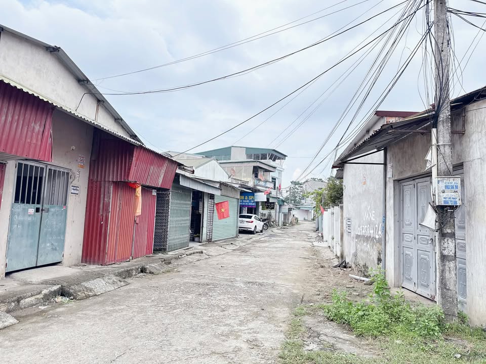 Đất thổ cư Cẩm Đội - Thụy Vân 266m² giá 2 tỷ - Mặt tiền 19m, ô tô vào tận nơi!