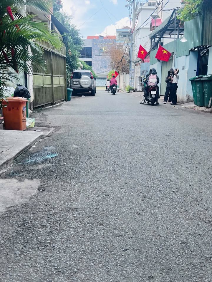 Nhà cấp 4 hẻm xe hơi tránh tại Bình Thạnh 89m² giá 15.8 tỷ - Đầu tư sinh lời!