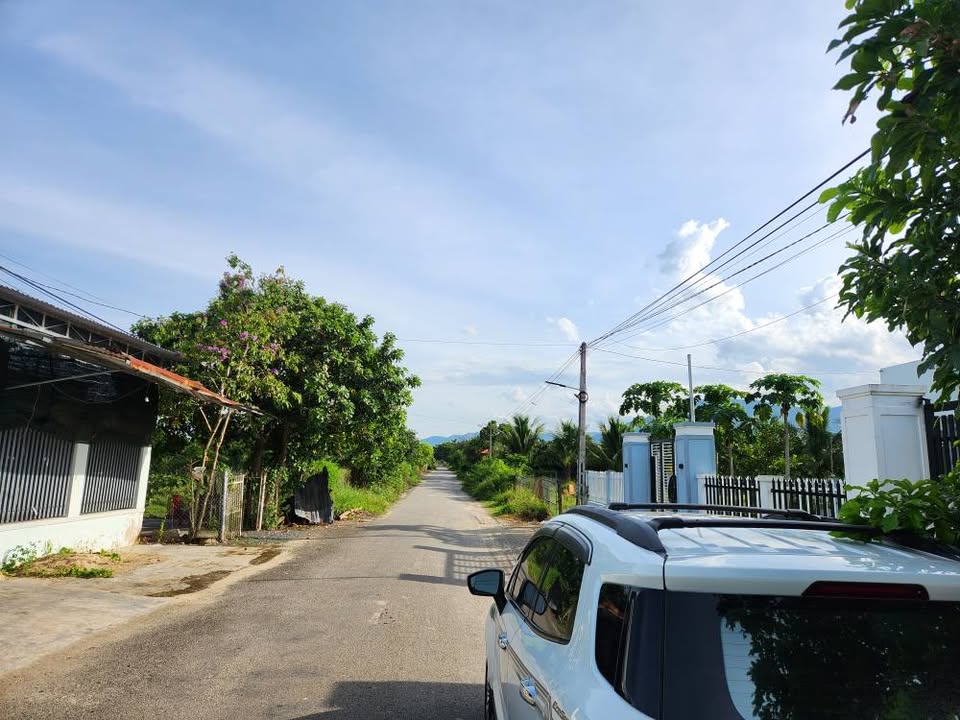 Đất nền xã Suối Hiệp, Diên Khánh 582m² giá 2.3 tỷ - Vị trí đẹp, tiềm năng sinh lời!