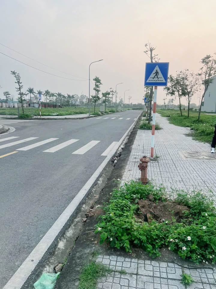 Đất nền Vũ Quý Kiến Xương 75m² giá 1.6 tỷ - Cơ hội sở hữu ngay!