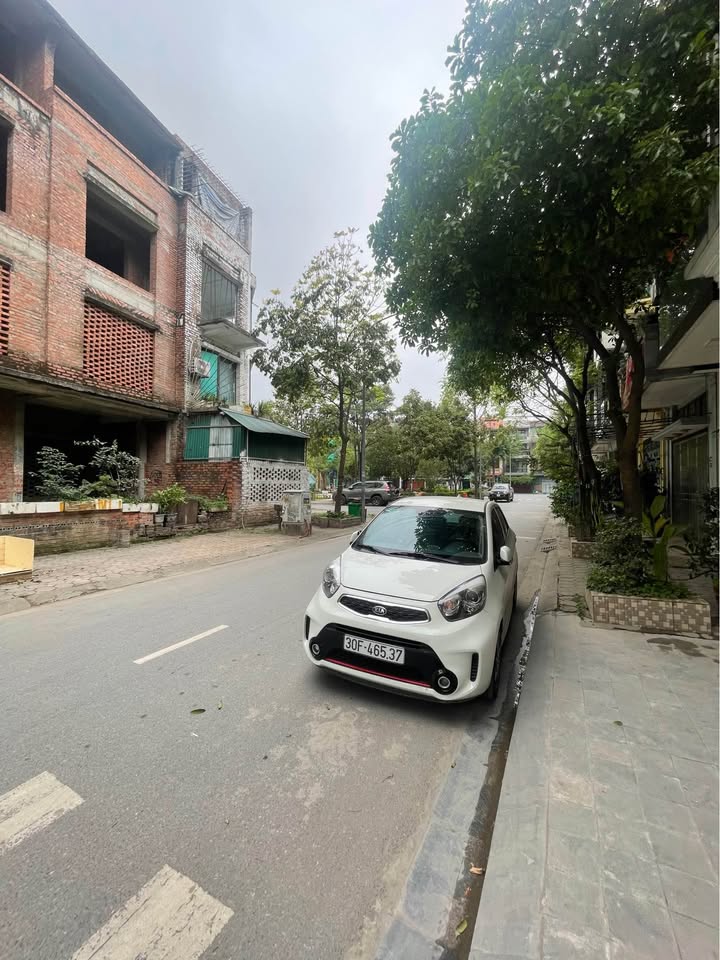 Nhà vườn 4 tầng tại Thanh Trì 100m² giá 23 tỷ - Đầu tư lý tưởng!