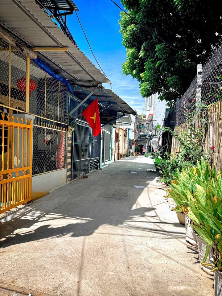 Nhà bán vị trí đẹp Đà Nẵng 53m² giá 3.65 tỷ - Gần biển, chính chủ!