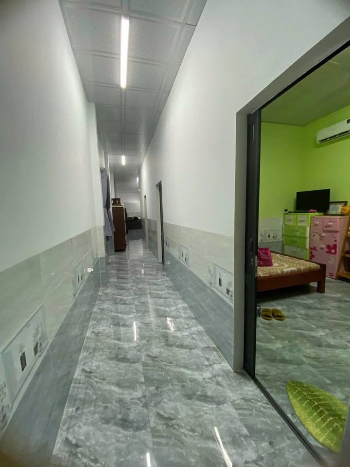 Nhà riêng Cà Mau 300m² giá 1 tỷ - Chính chủ bán gấp, cơ hội đầu tư tuyệt vời!