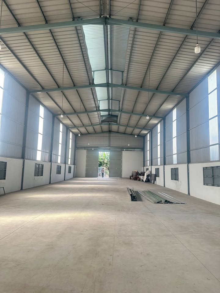 Kho cho thuê gần UBND phường Tân Chánh Hiệp, 1000m² - Giá chỉ 35 triệu/tháng!