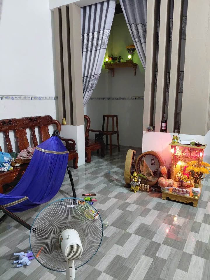 Nhà riêng Vạn Thuận, An Nhơn 132m² giá chỉ 9xx triệu - Cần bán gấp!