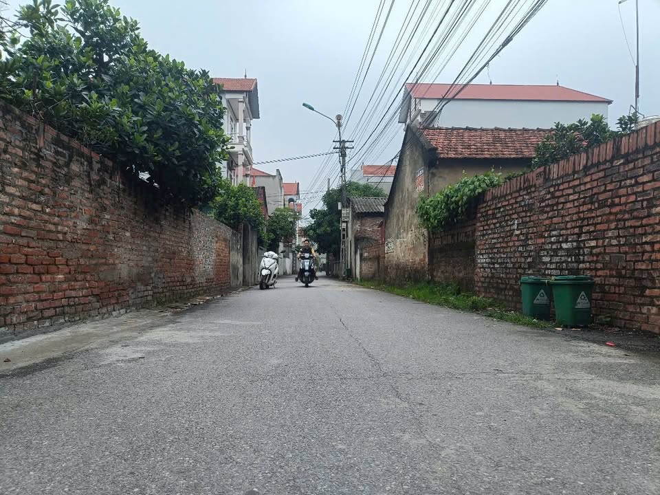 Đất thổ cư Tân Tiến Vĩnh Tường 191m² giá 3 tỷ - Mặt tiền 6.8m, ô tô tránh nhau!