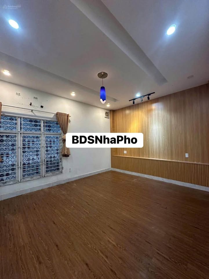 Cho thuê nhà mặt tiền Phan Đăng Lưu Hải Châu 100m² - Phù hợp mở spa, văn phòng!