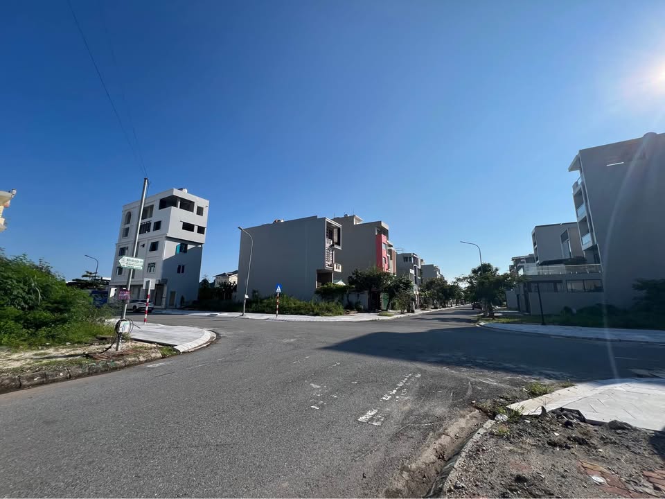 Đất nền Cột 5,8 Hạ Long 120m² giá thỏa thuận - Tiềm năng đầu tư lớn!