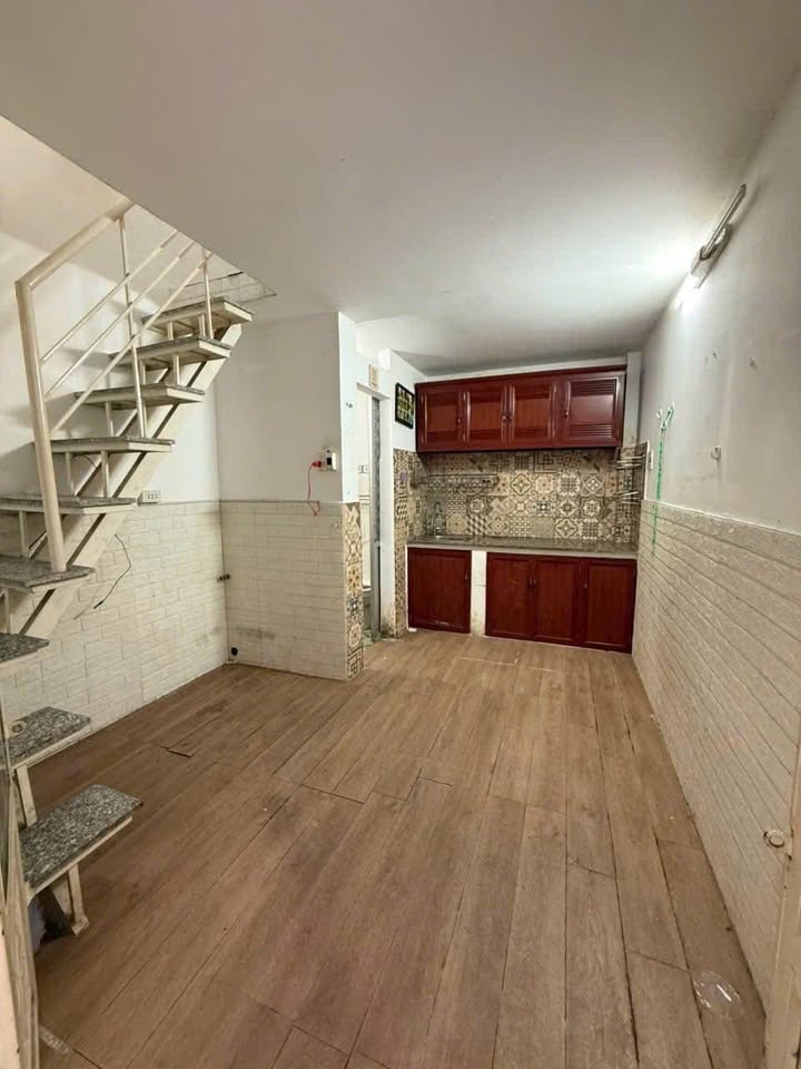 Nhà trọ Hẻm 312 Nguyễn Ảnh Thủ, Quận 12 - 12m² giá 590 triệu - Chính chủ bán gấp!