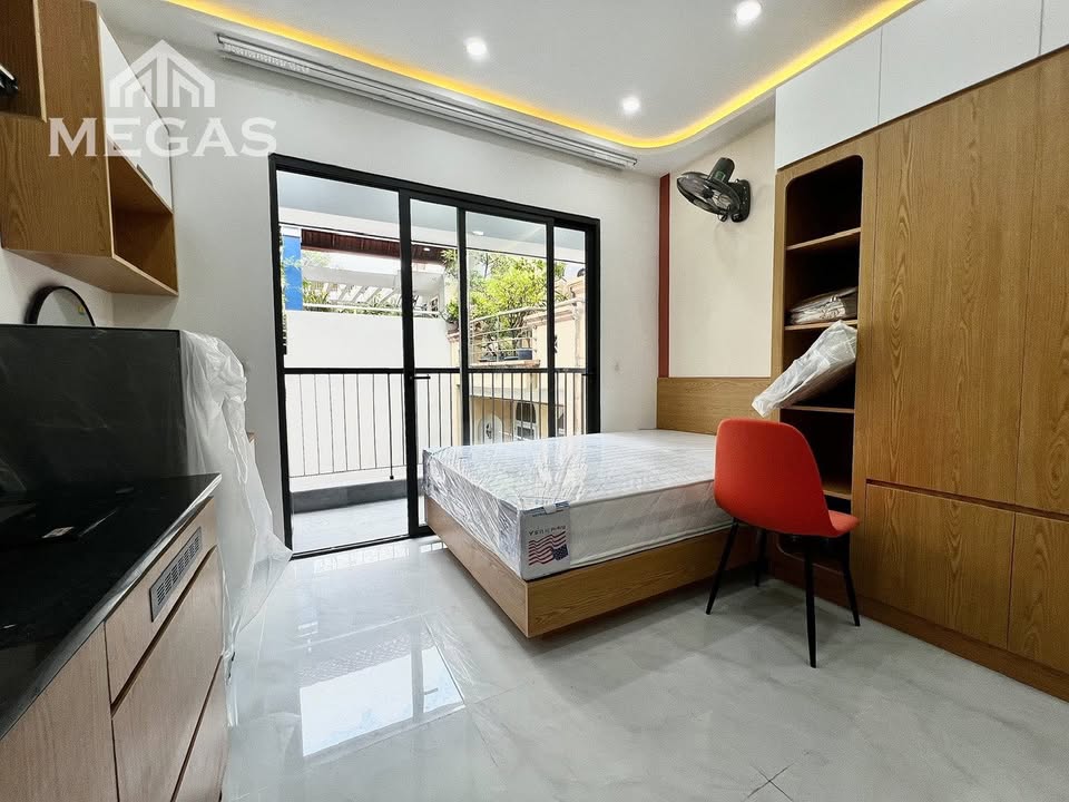 Phòng cho thuê Tôn Thất Tùng Quận 1 - Tiện nghi đầy đủ, gần công viên Tao Đàn!