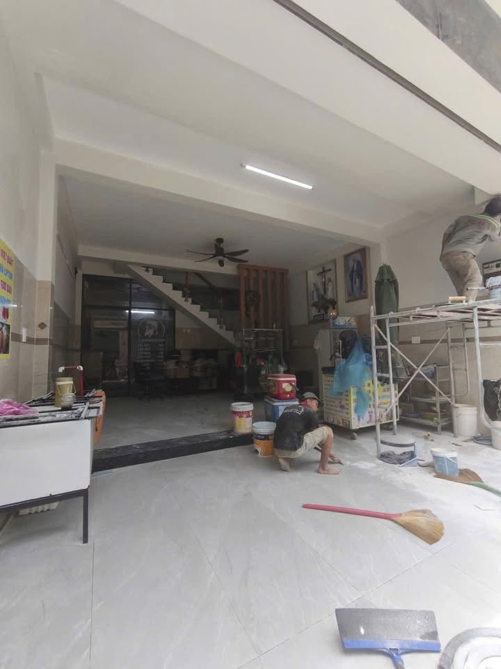 Nhà cho thuê tại Dĩ An 70m² giá 10 triệu - Kinh doanh thuận lợi!