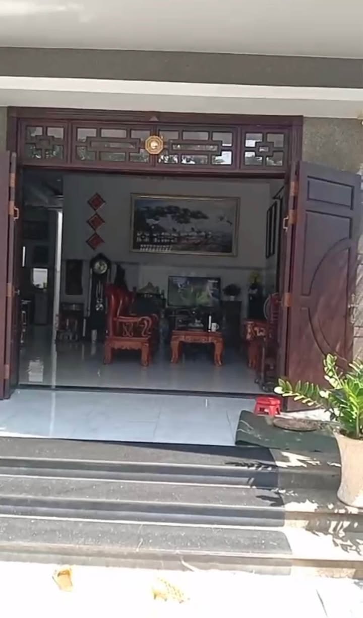 Nhà TĐC Tân Phú Đồng Xoài 260m² giá 4 tỷ - Cơ hội đầu tư tuyệt vời!