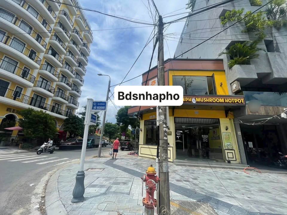 Cho thuê nhà mặt tiền Hồ Nghinh Đà Nẵng 143m² giá 80 triệu - Phù hợp kinh doanh đa dạng!