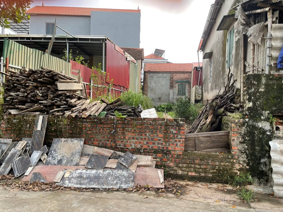 Đất nền Đồng Tháp, Đan Phượng 99.7m² giá 7 tỷ - View hồ thoáng mát, ô tô vào tận nơi!