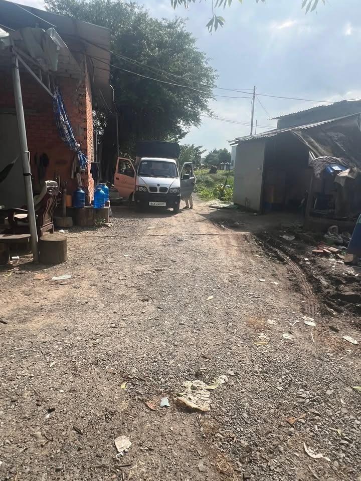 Đất nền chính chủ tại Khánh Bình, Tân Uyên 140m² giá 1.35 tỷ - Sổ đỏ đầy đủ!