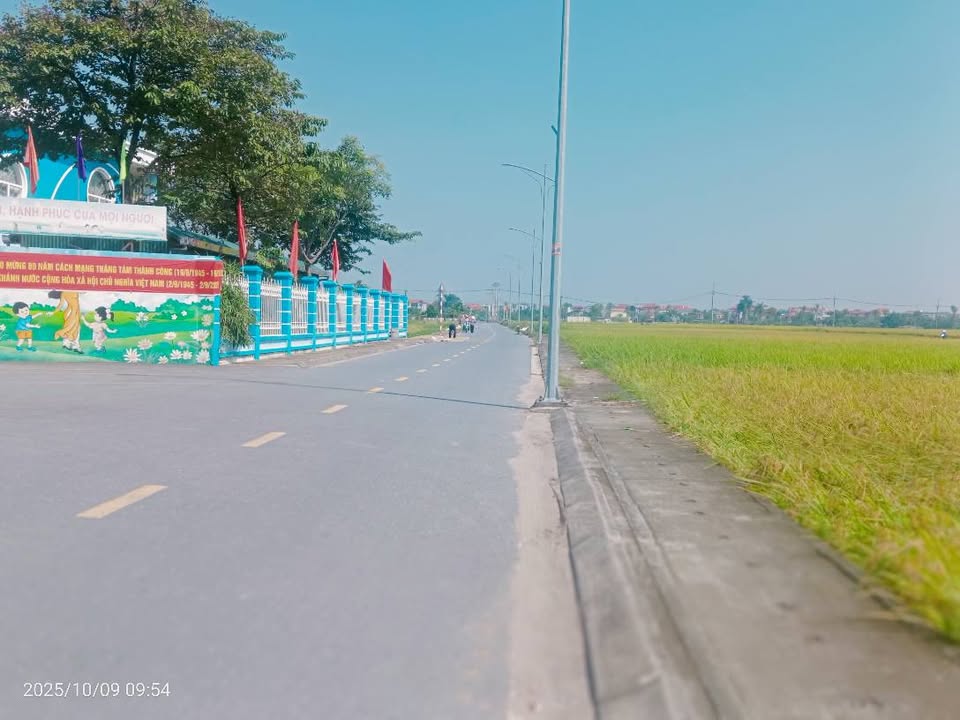 Đất nền Xuân Nộn Đông Anh 144m² giá 7 tỷ - Đường ô tô 7 chỗ thông thoáng!