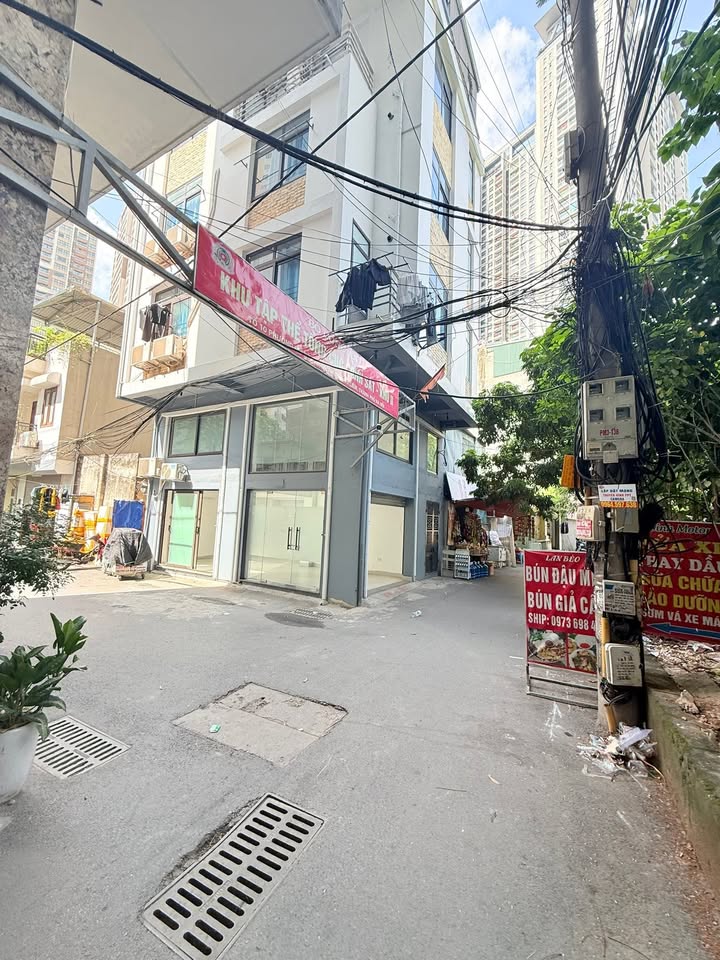 Cho thuê mặt bằng kinh doanh tại Lê Đức Thọ 65m² giá 14 triệu - Căn góc, vị trí đắc địa!