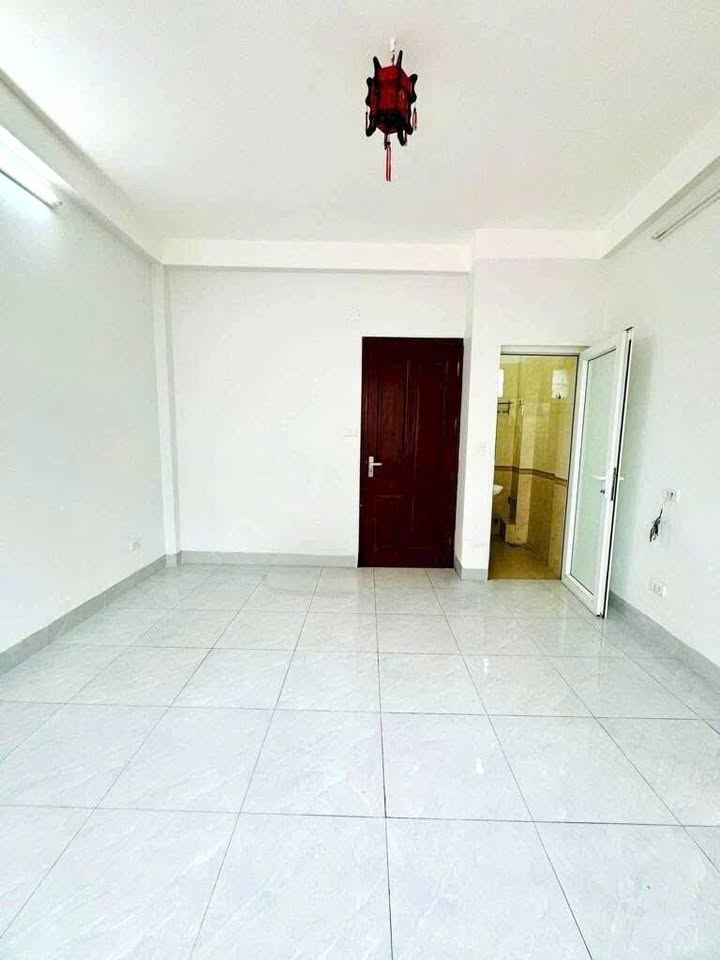 Nhà cho thuê Tân Mai, Hoàng Mai 52m² giá 6 triệu - Phù hợp làm kho hoặc ở