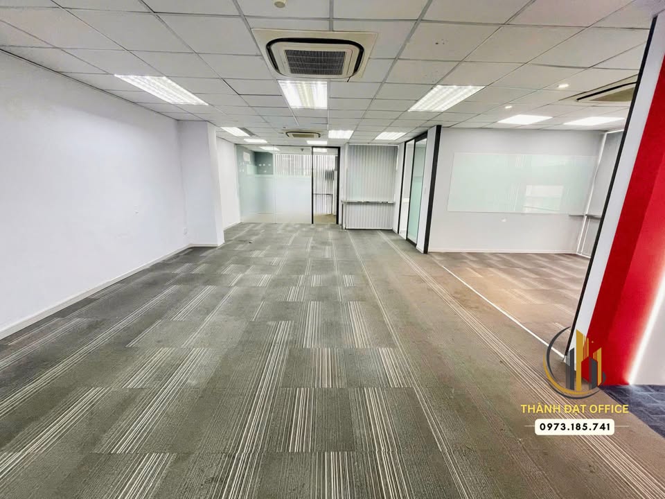 Văn phòng cho thuê Bình Thạnh 98m² giá 40 triệu - Mặt bằng gọn, dễ bố trí!