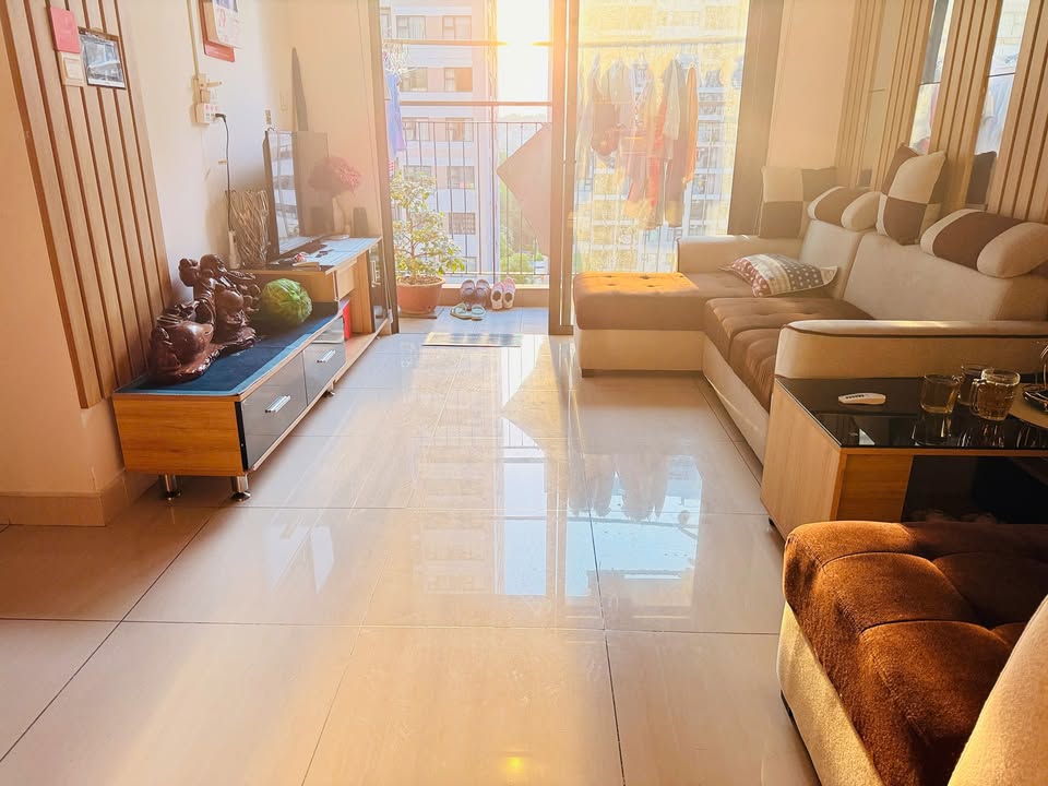 Căn hộ Vinhomes Grand Park Thủ Đức 83m² giá 4.97 tỷ - Full nội thất sang trọng!