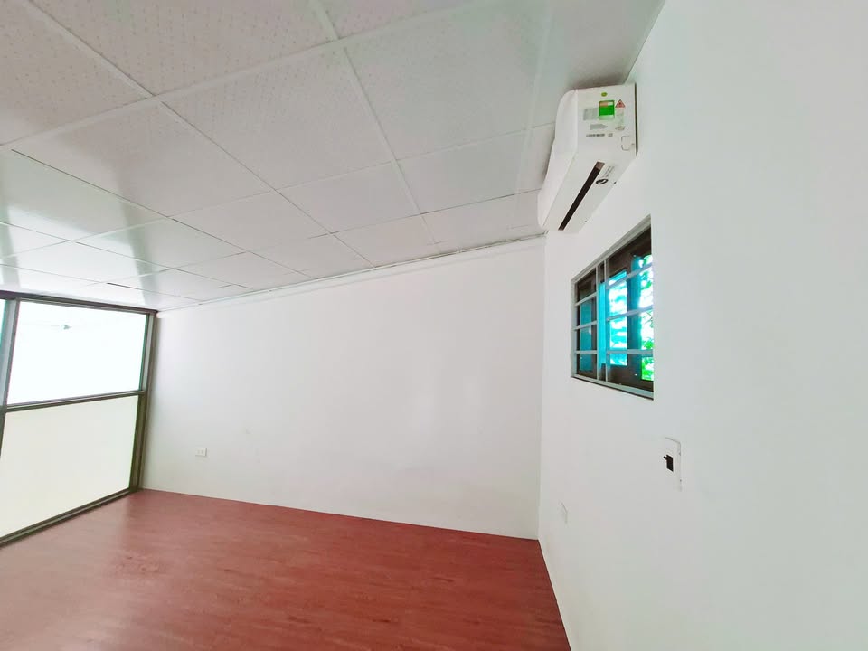 Cho thuê nhà Ngõ 2 Đại Từ - Hoàng Mai 42m² - Thoáng đãng sạch sẽ, giá chỉ 5.2 triệu!