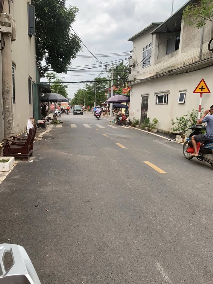 Bán đất Kim Chung Hoài Đức 58m² giá 5 tỷ - Vị trí đắc địa gần chợ