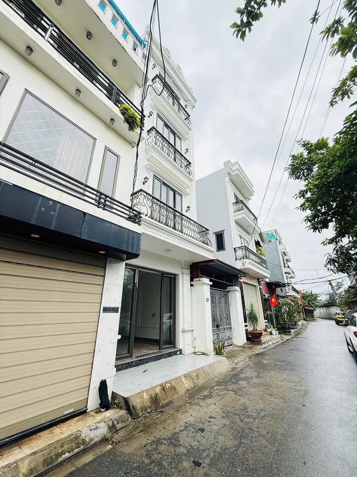 Bán Nhà Mặt Đường Đằng Hải 50m² giá 3.99 tỷ - Đầu tư sinh lời ngay!