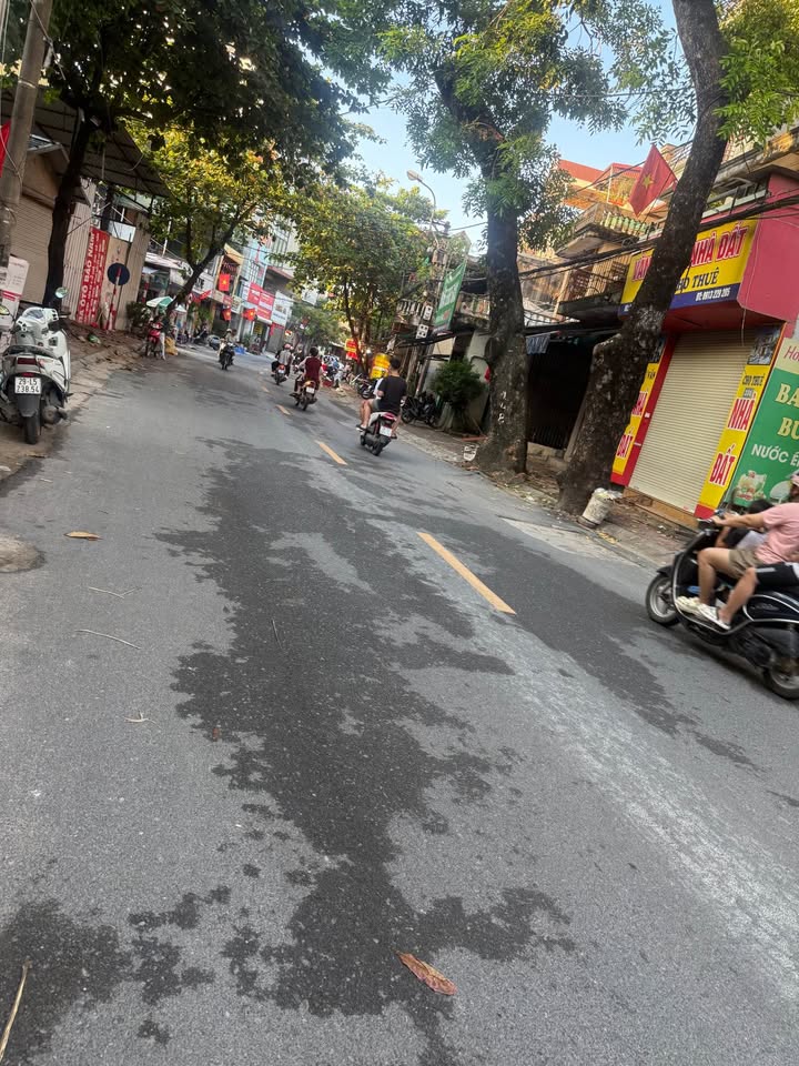 Đất nền Đông Ngạc 38m² giá 3.2 tỷ - Ô tô tránh nhau thoải mái!