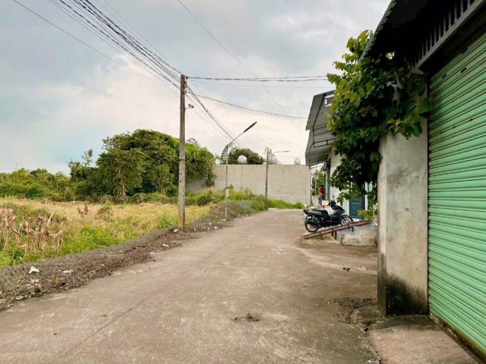 Đất nền 430 Hồ Thị Hương, Long Khánh 205m² chỉ 1.55 tỷ - Chính chủ, thương lượng!