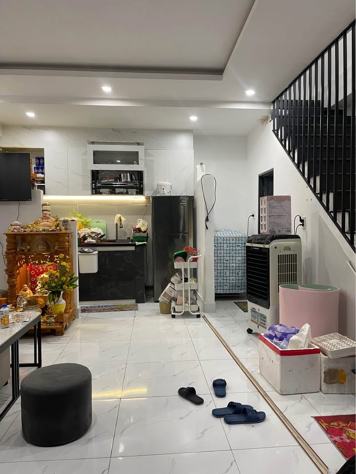 Nhà 3 tầng đường Nguyễn Lương Bằng, Hòa Khánh, Đà Nẵng giá 1.47 tỷ - Sẵn sàng vào ở!