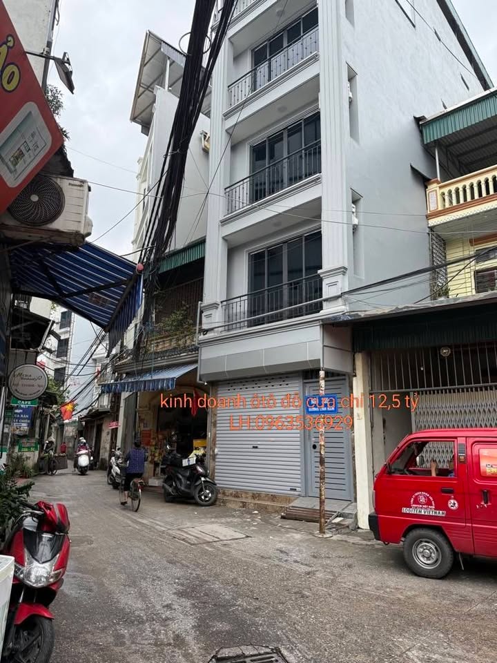 Nhà phố Lĩnh Nam 35m² giá 12.5 tỷ - Kinh doanh sầm uất, ô tô đỗ cửa!
