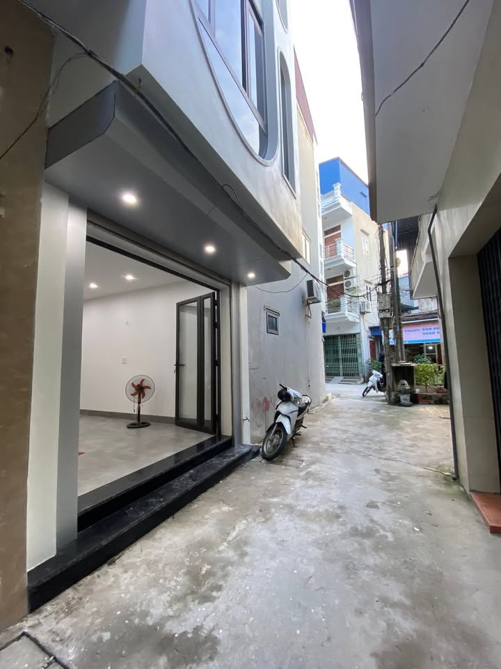 Nhà 3 tầng đường Tô Hiến Thành 40m² giá chỉ 1.95 tỷ - Vị trí đắc địa, sẵn sàng vào ở!