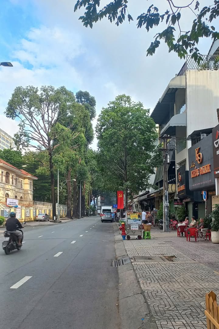 Nhà riêng đường Pasteur, quận 3 - Diện tích 50m², giá 6.1 tỷ - Tầng trệt, lầu, sẵn sàng xây mới!