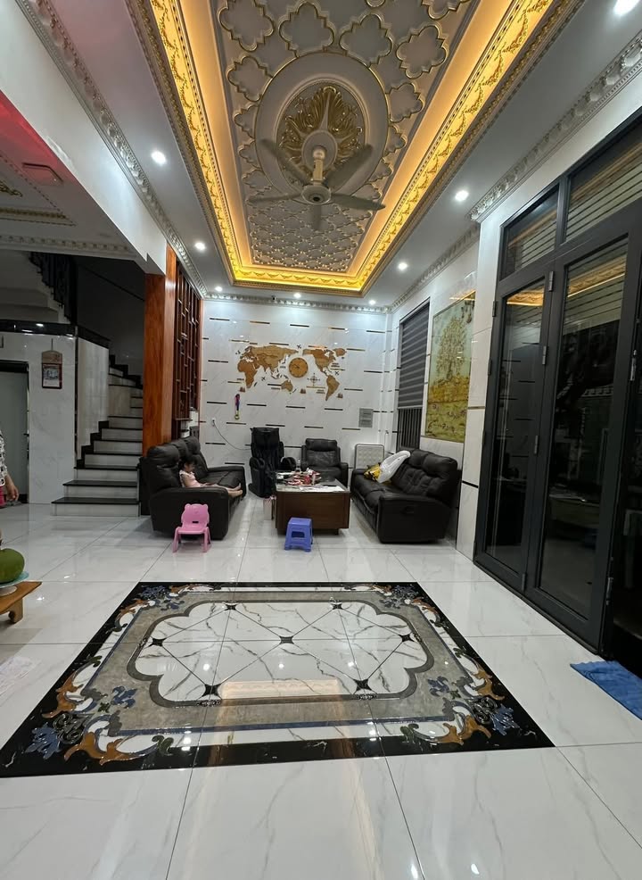 Biệt thự mini cao cấp tại Đường Số 10, Bình Tân 168m² giá 18.5 tỷ - Sang trọng và hiện đại!