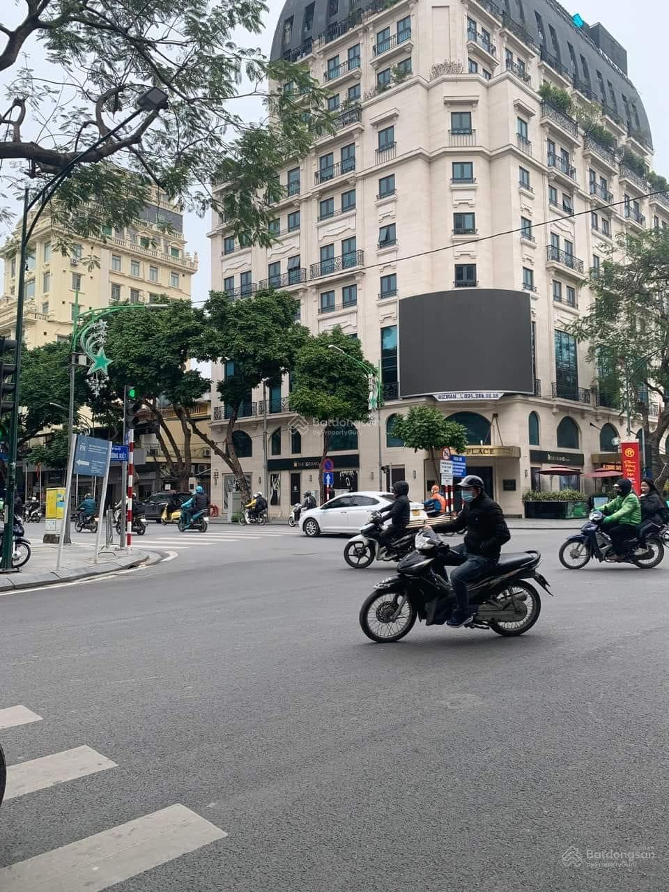 Chung cư T-Place Hoàn Kiếm 50m² giá 25 triệu - An ninh 24/7, full nội thất!