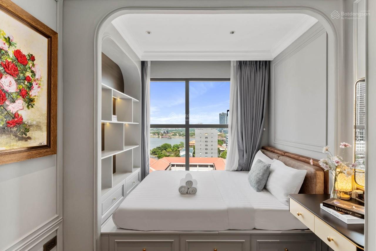Căn hộ Saigon Royal 86m² giá 9.8 tỷ - View sông tuyệt đẹp!